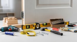 Ile kosztuje montaż drzwi wewnętrznych?