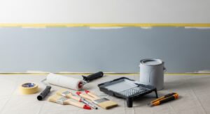 Jak malować ściany bez smug i zacieków?